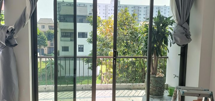 dán film chống nắng cửa kính Quận 1